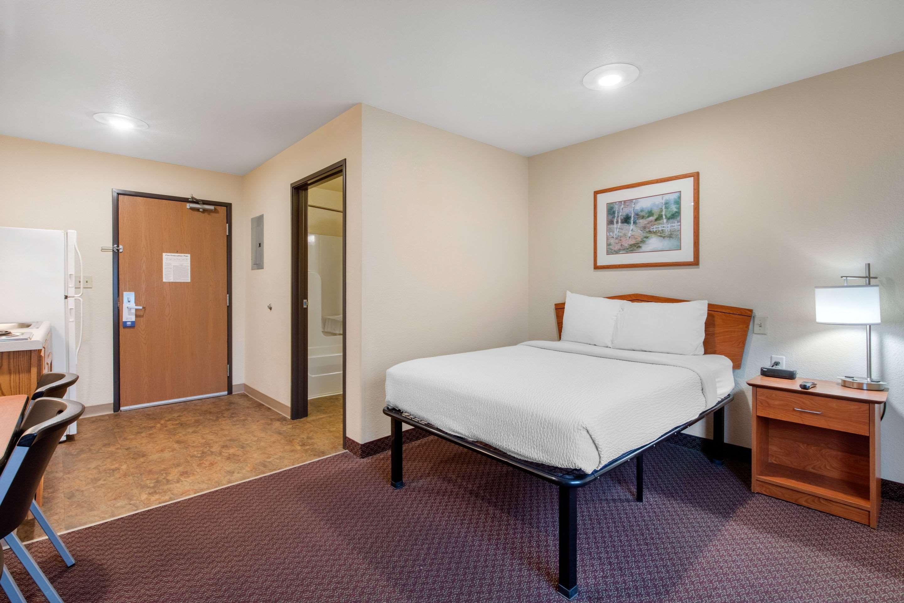 Suburban Studios Huntsville University Area Екстериор снимка
