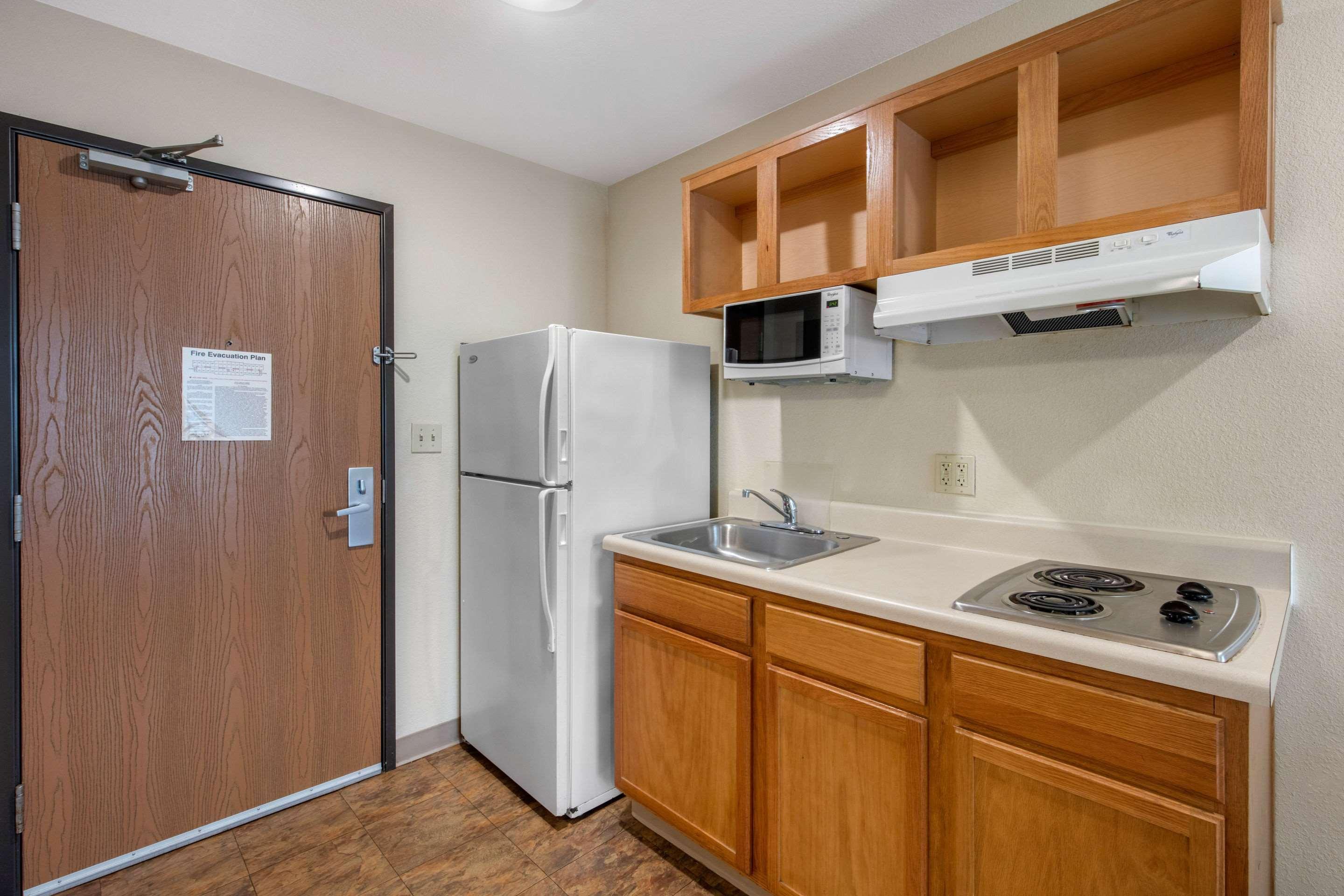 Suburban Studios Huntsville University Area Екстериор снимка