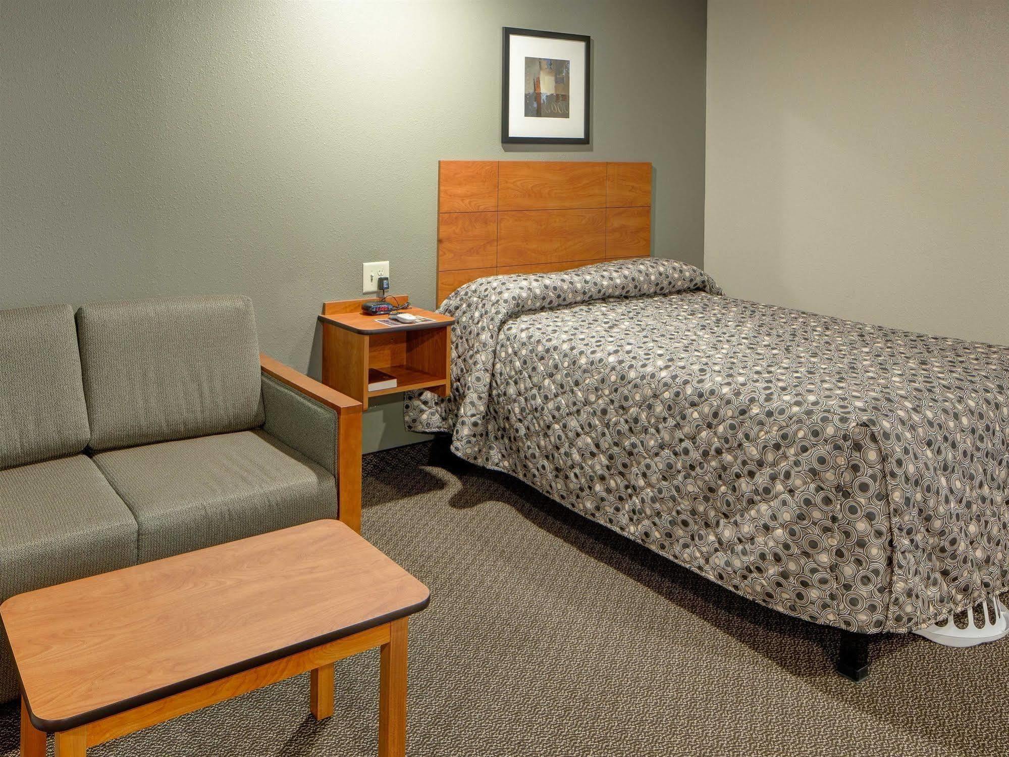 Suburban Studios Huntsville University Area Екстериор снимка